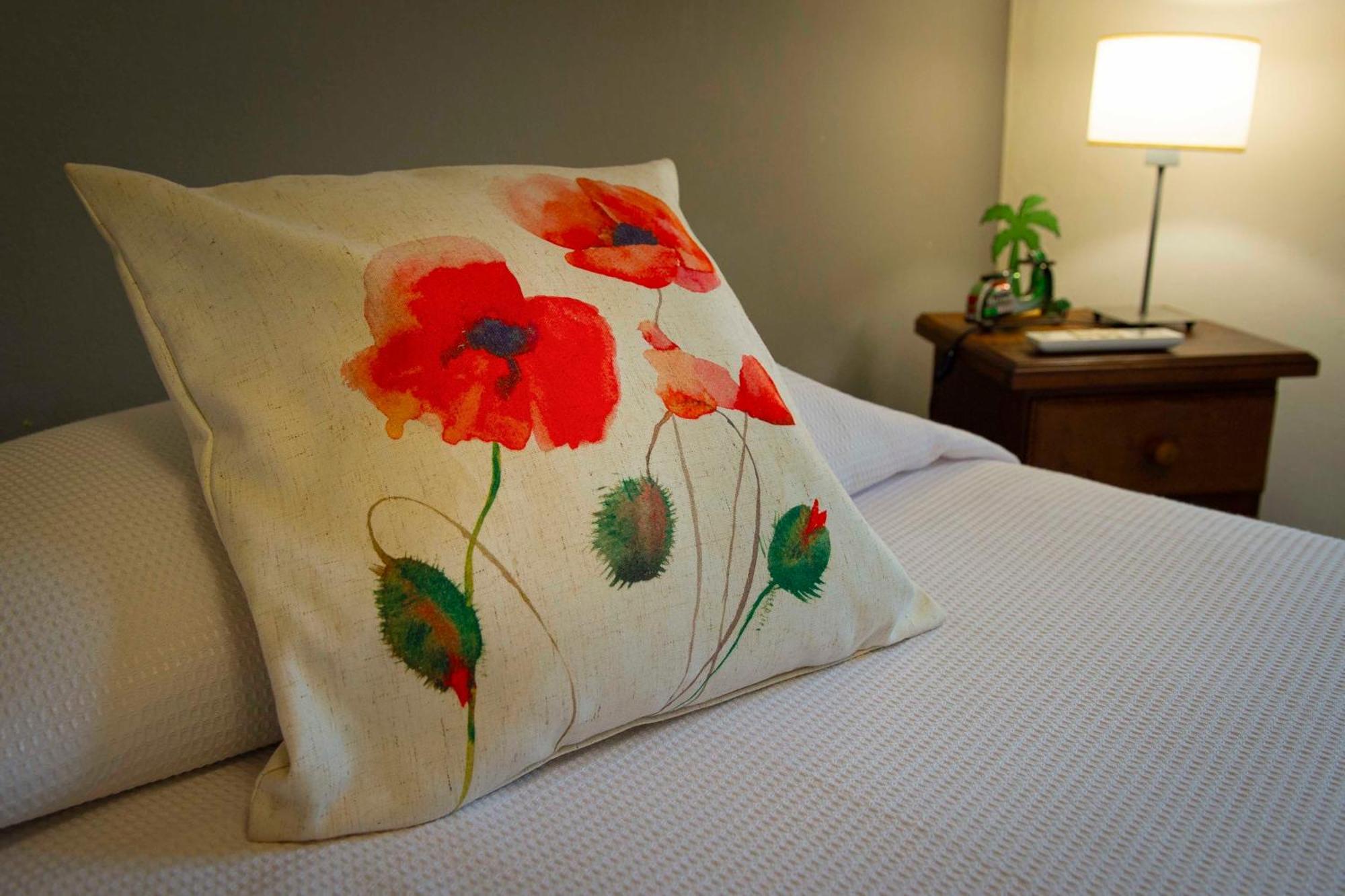 Secret Garden Iguazu Bed & Breakfast ปูแอร์โตอีกวาซู ภายนอก รูปภาพ