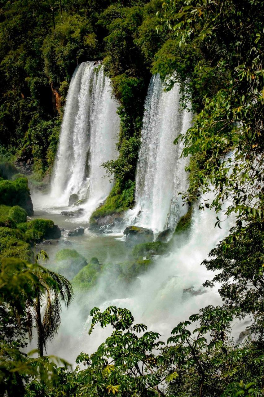 Secret Garden Iguazu Bed & Breakfast ปูแอร์โตอีกวาซู ภายนอก รูปภาพ